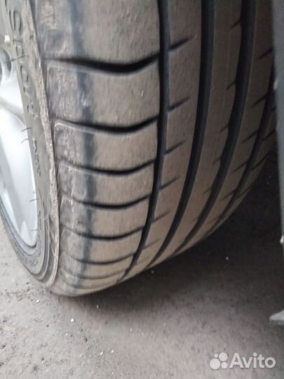 Triangle EffeXSport TH202 245/40 R18