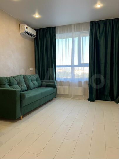 2-к. квартира, 43 м², 8/17 эт.