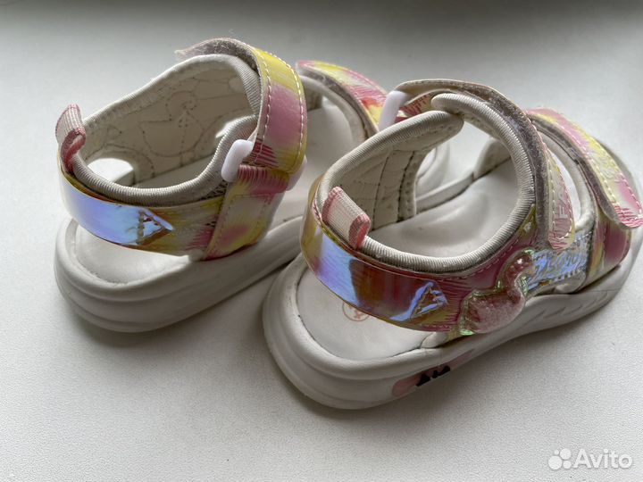 Сандалии для девочки 24 размер