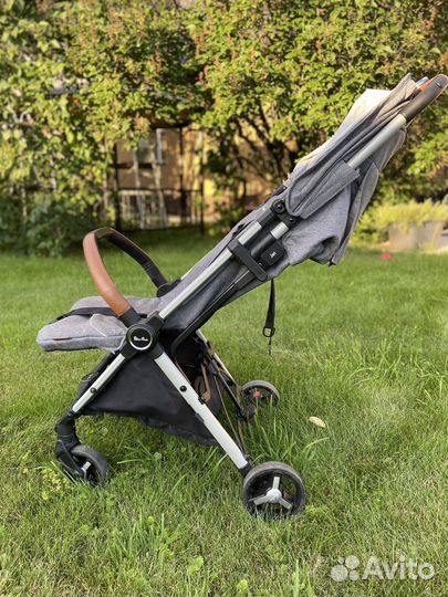 Коляска прогулочная silver cross jet