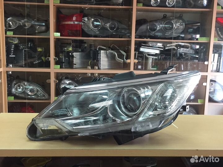 Фара Тойота Камри / Toyota Camry