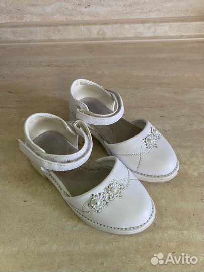 Детские туфли для девочки