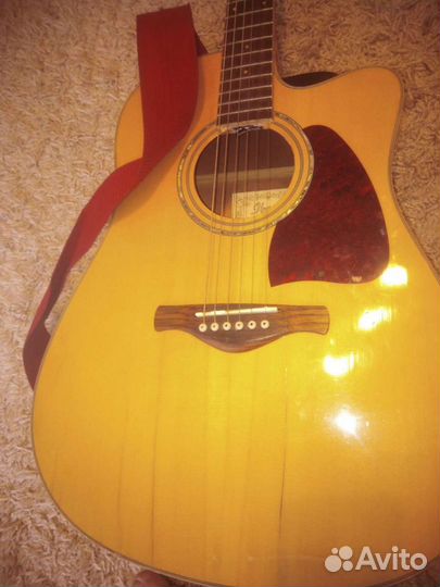 Гитара электроаккустичес
