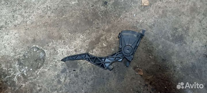 Педаль газа VW transporter T5 1.9