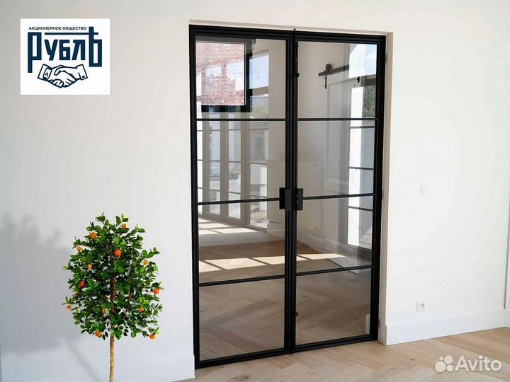 Стеклянная дверь