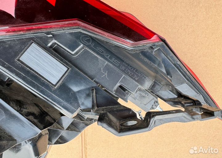 Крыло заднее lexus UX