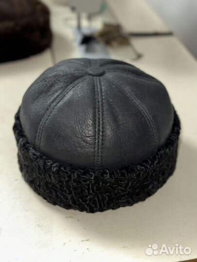 Шапка боярка с каракулем