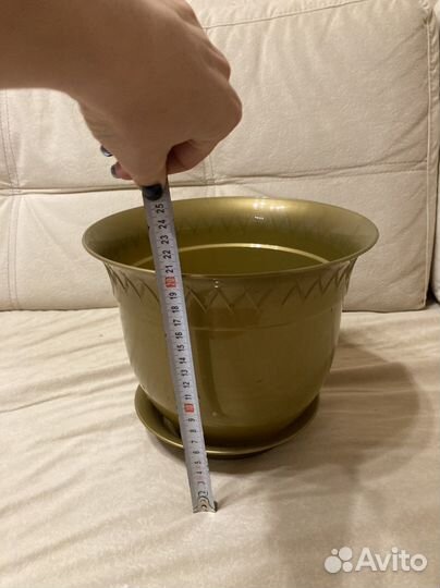 Кашпо горшок для цветов