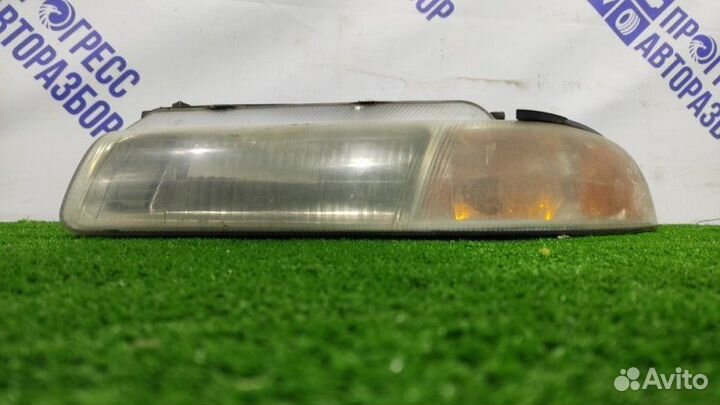 Фара передняя левая Chrysler Cirrus Lxi седан 2.5L