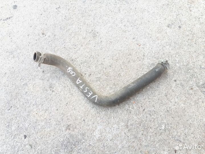 Патрубок расширительного бачка тонкий Лада Веста