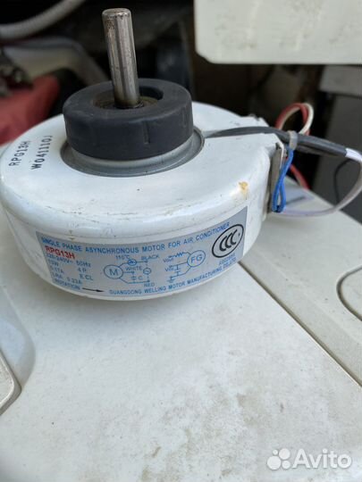 Двигатель внутреннего блока кондиционера