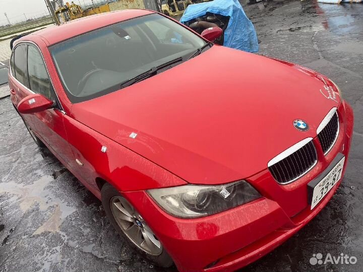 Амортизатор капота 51237060550 на Bmw 3-Series E90