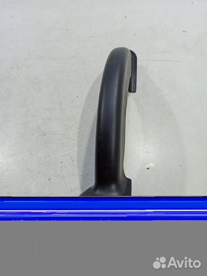 Накладка (кожух) петли крышки багажника правая