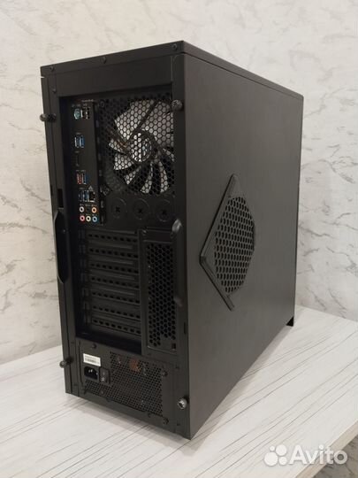 Системный блок (I9-9900k, Z390, 32Gb DDr4 3200)