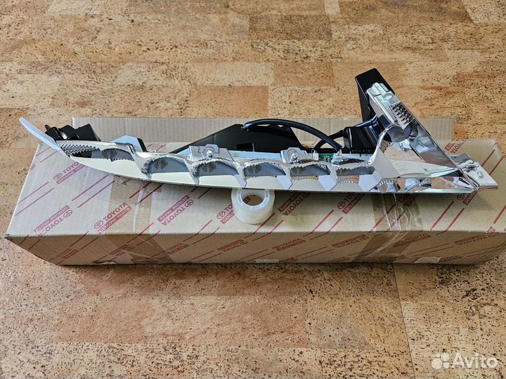 Lexus GS350 Дневной ходовой огонь Правый