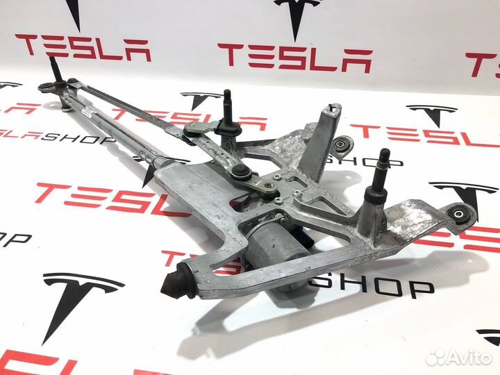 Трапеция стеклоочистителя Tesla Model X рест. 2022