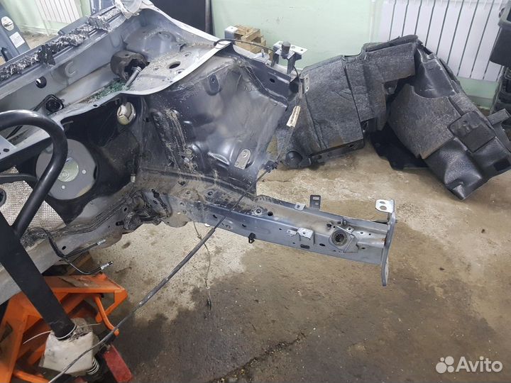 Стрела переднего левого крыла (Geely Coolray)