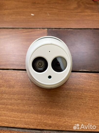 Камера видеонаблюдения