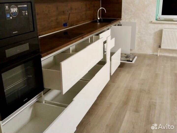 Кухонный гарнитур на заказ (нестандарт)