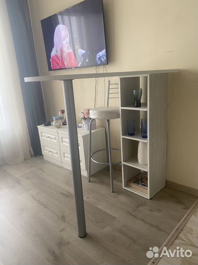 Продам барную стойку