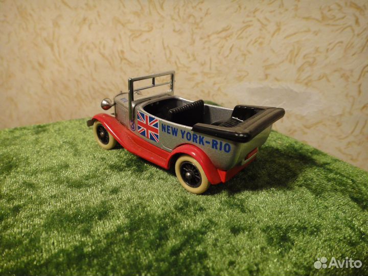Модель Машинка Старинная Игрушка Англия Британия