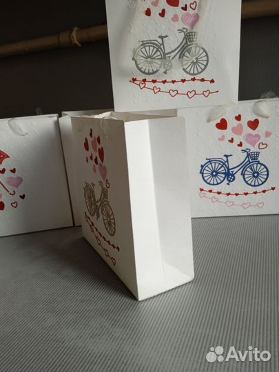 Коробочка подарочная