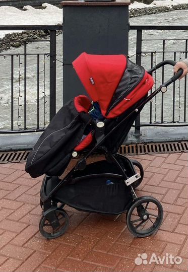 Прогулочная коляска