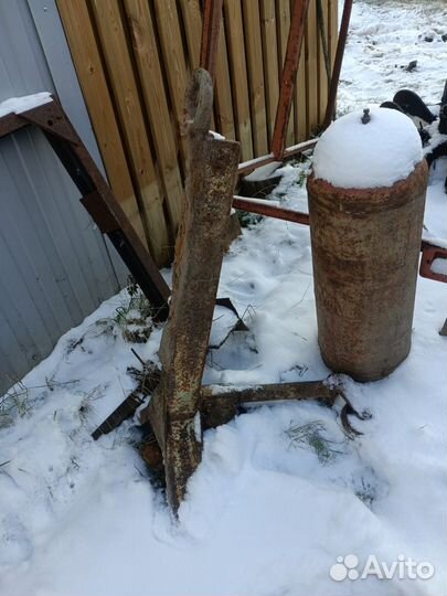 Ось с колёсами, прицепное для телеги