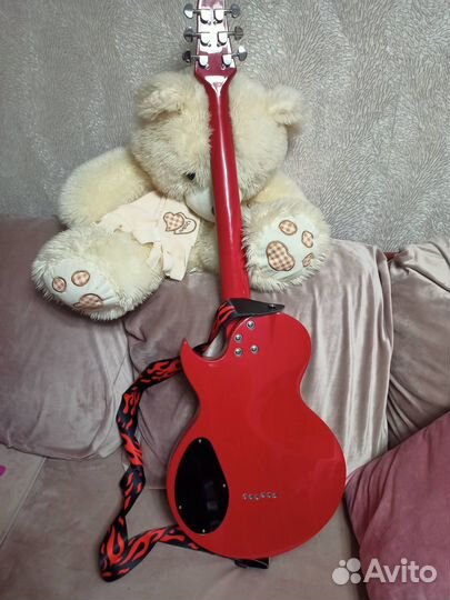 Электрогитара Clevan