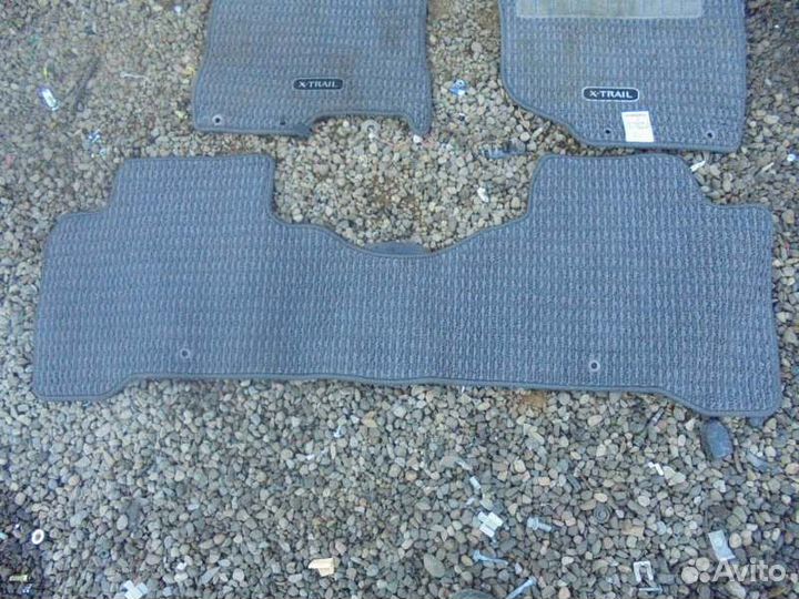 Коврики комплект Nissan Xtrail NT30 QR20DE 2003/6