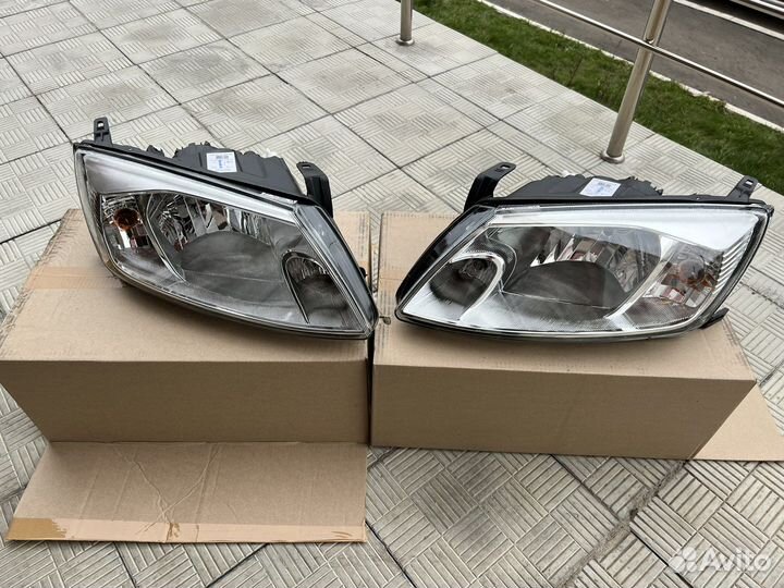 Фары 2190 (лада гранта ) 1 шт с лампочками