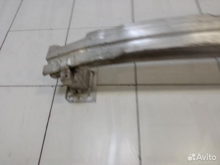 Усилитель переднего бампера Audi TT 8J3