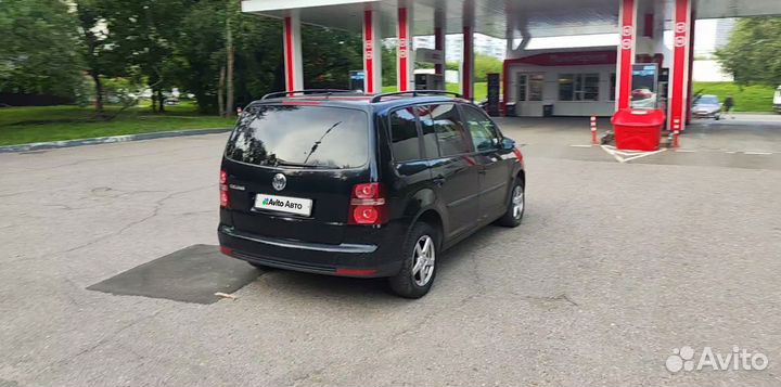 Volkswagen Touran 1.6 МТ, 2009, 118 000 км