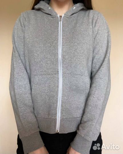 Серая кофта на молнии