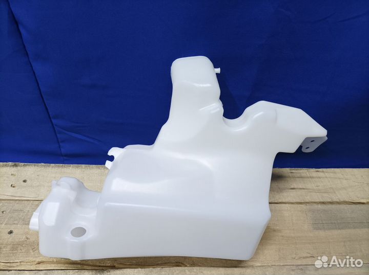 Бачок стеклоомывателя Renault Kaptur 2016