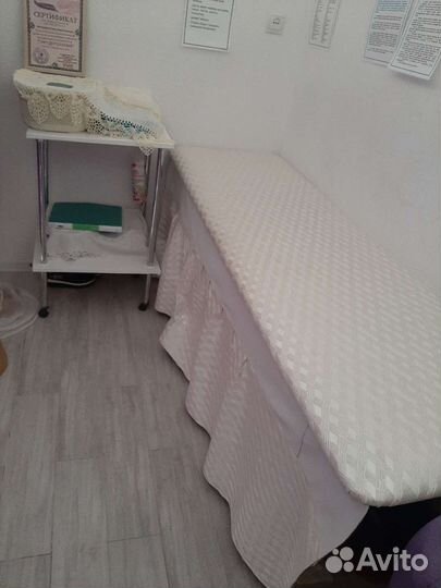 Кушетка и столик
