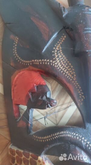 Маска деревянная из Африки