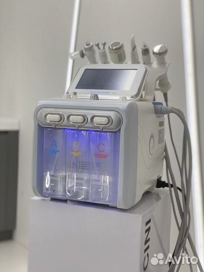 Портативный аппарат для гидродермбразии