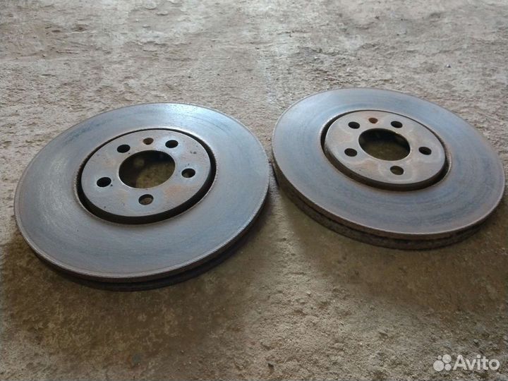 Комплект тормозов 288мм passat