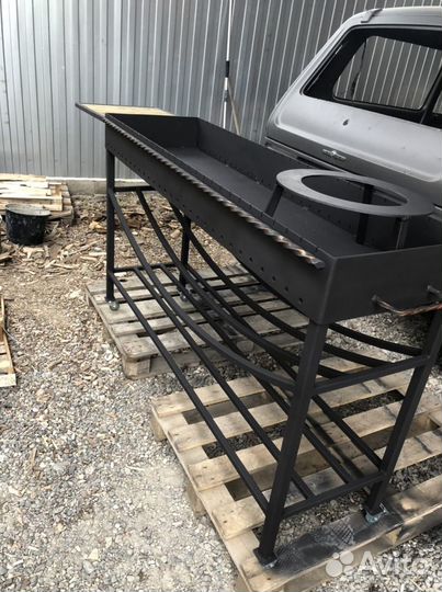 Мангал с откидным столиком