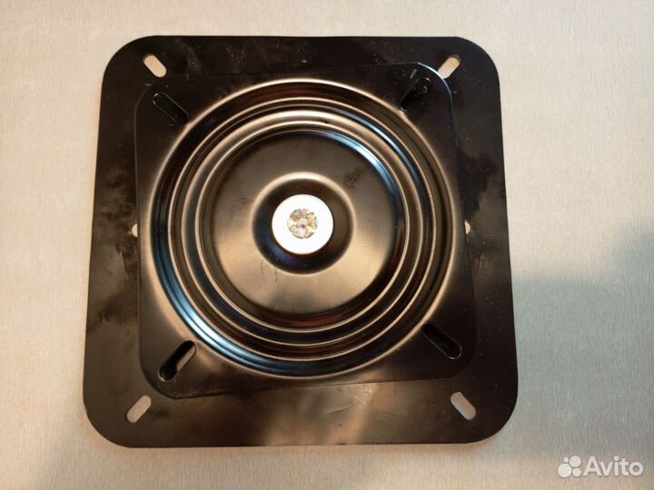 Площадка для кресла в лодку