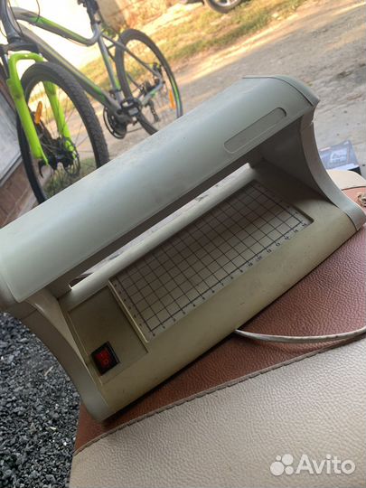 Детектор банкнот