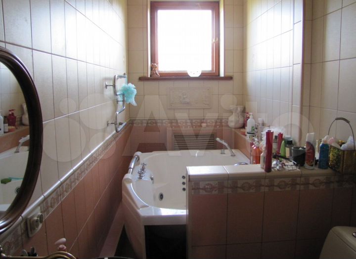 Дом 216 м² на участке 5 сот.