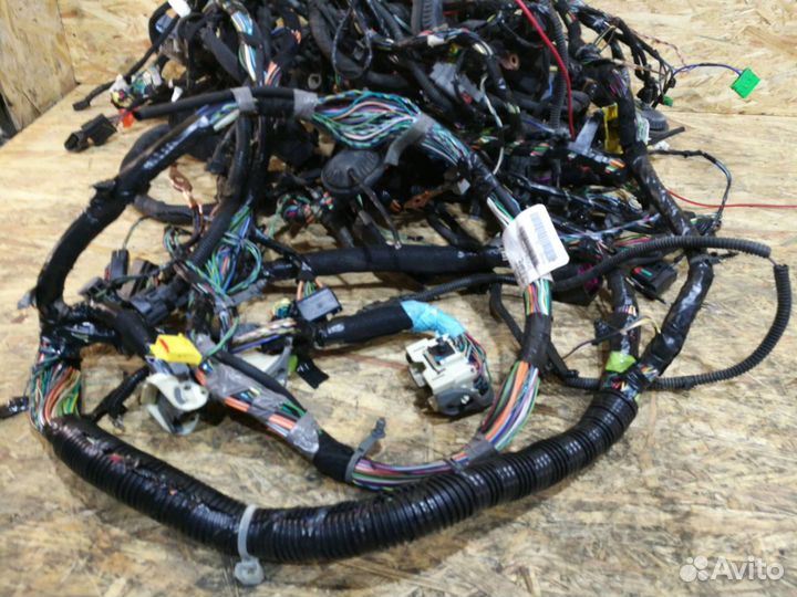 Проводка салона Dodge Journey рест. 2009