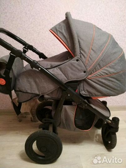 Коляска Tutis Smart