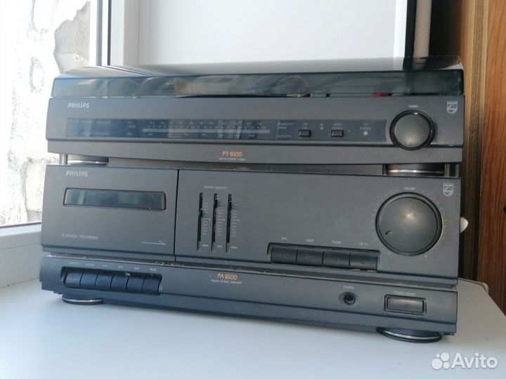 Музыкальный центр philips