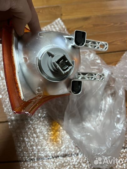 Оранжевые повортнтки bosch для ваз 2110-2112