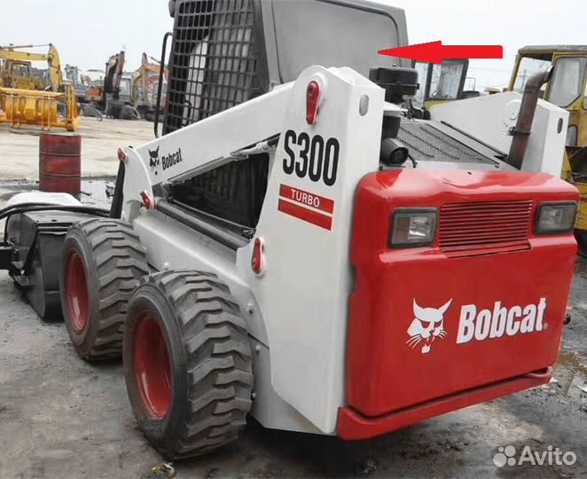 Bobcat 130/150/175/185/250 Стекло заднее