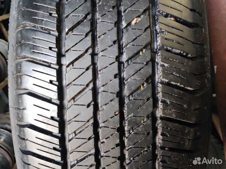 Bridgestone Dueler H/T 684II 265/65 R17