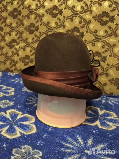 Женский головной убор